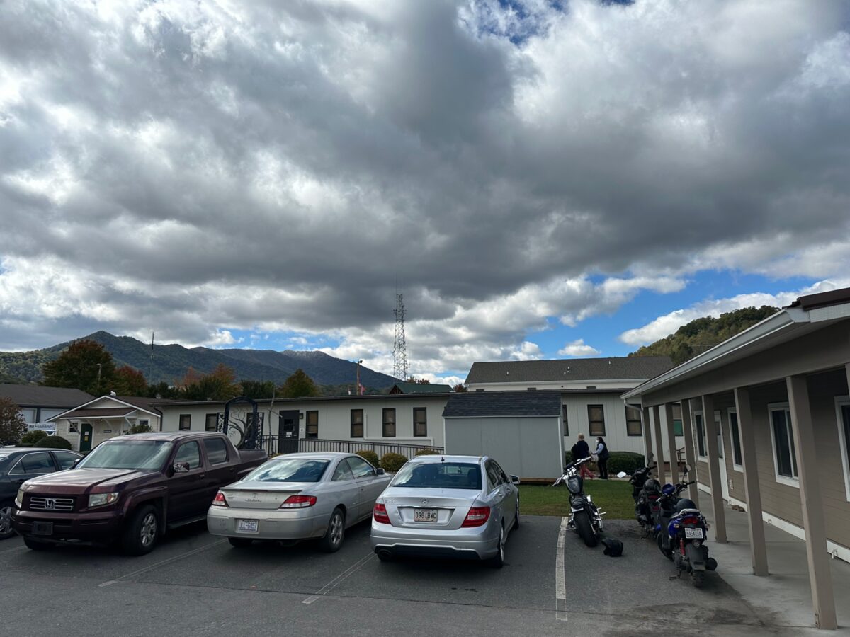 Julie Cloninger and Ched Ellis with new sheet delivery at Haywood Pathways Center