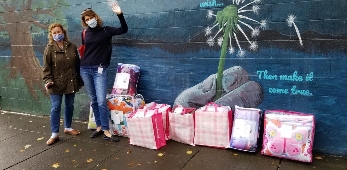 Community House on Broadway in Longview, Washington receiving children's sheet donations